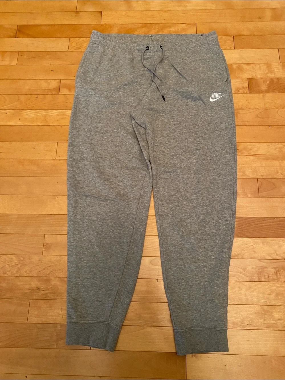 Nike Gray Heather Men's Jogger Sweatpants